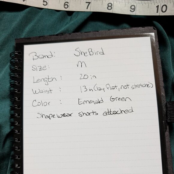 Elegant Green Women's Skirt - Picture 5 of 7